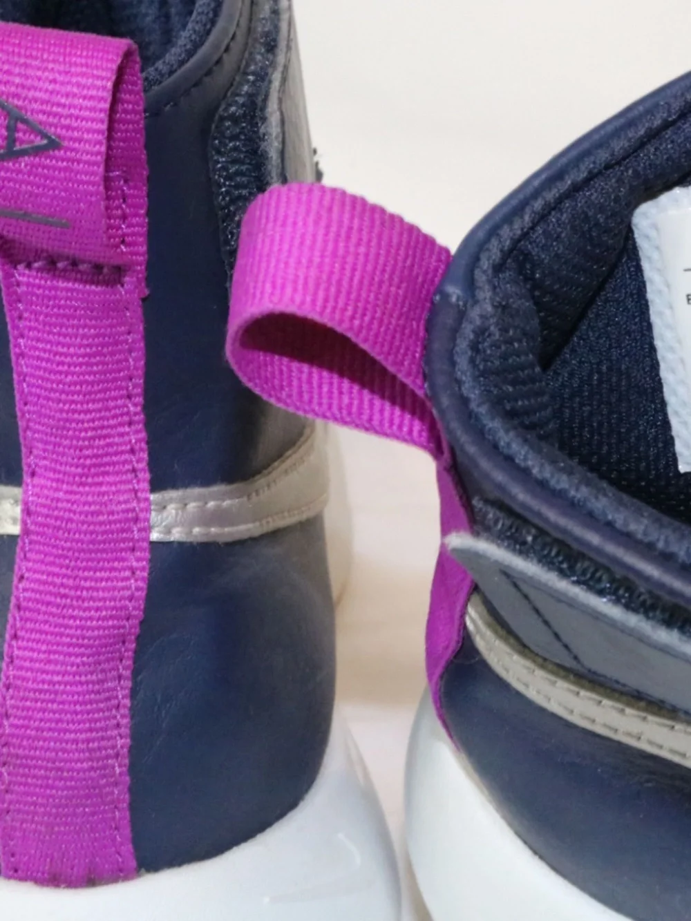 Nike notes all